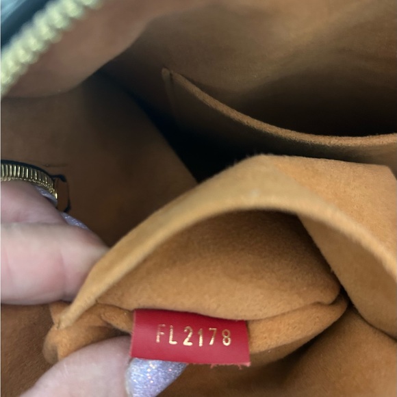 IMMACULATE CONDITION Louis Vuitton Tuileries Monogram with Red Leather - Picture 2 of 16